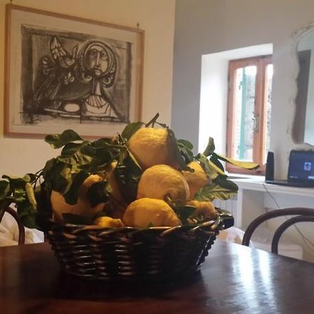 Apartamento Antica Dimora Barbarano Romano Exterior foto