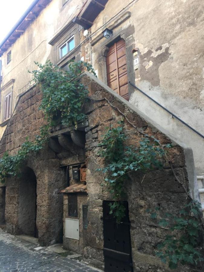 Apartamento Antica Dimora Barbarano Romano Exterior foto